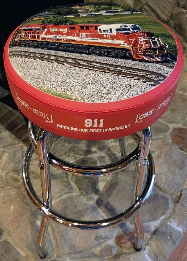 READY MADE TRAINS CSXT CSX TRANSPORTATION #911 Honoring First Responders barstool
