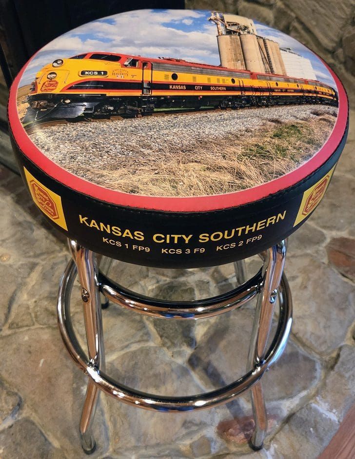 READY MADE TRAINS KCS KANSAS CITY SOUTHERN RR #1-2-3 Heritage
