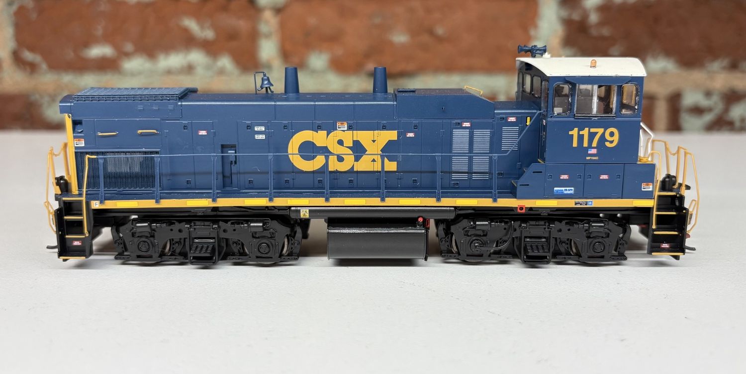 PRE-OWNED ATHG74631 MP15AC CSX #1179 DCC/SOUND