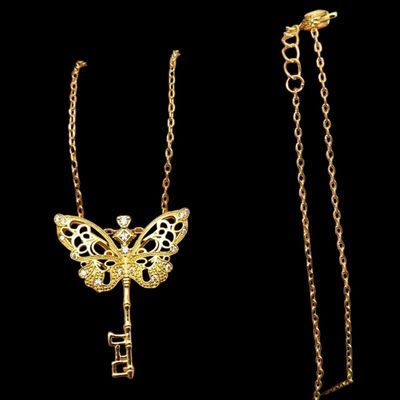 Hollow Butterfly Key + Chain