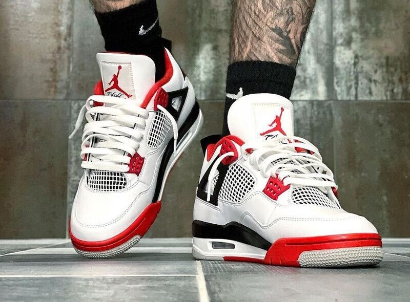 Jordan 4s