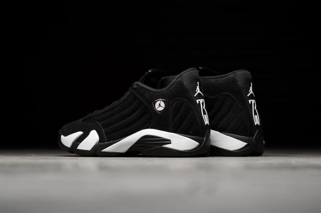 Air Jordan 14 Retro 'Black White'
Black/White
