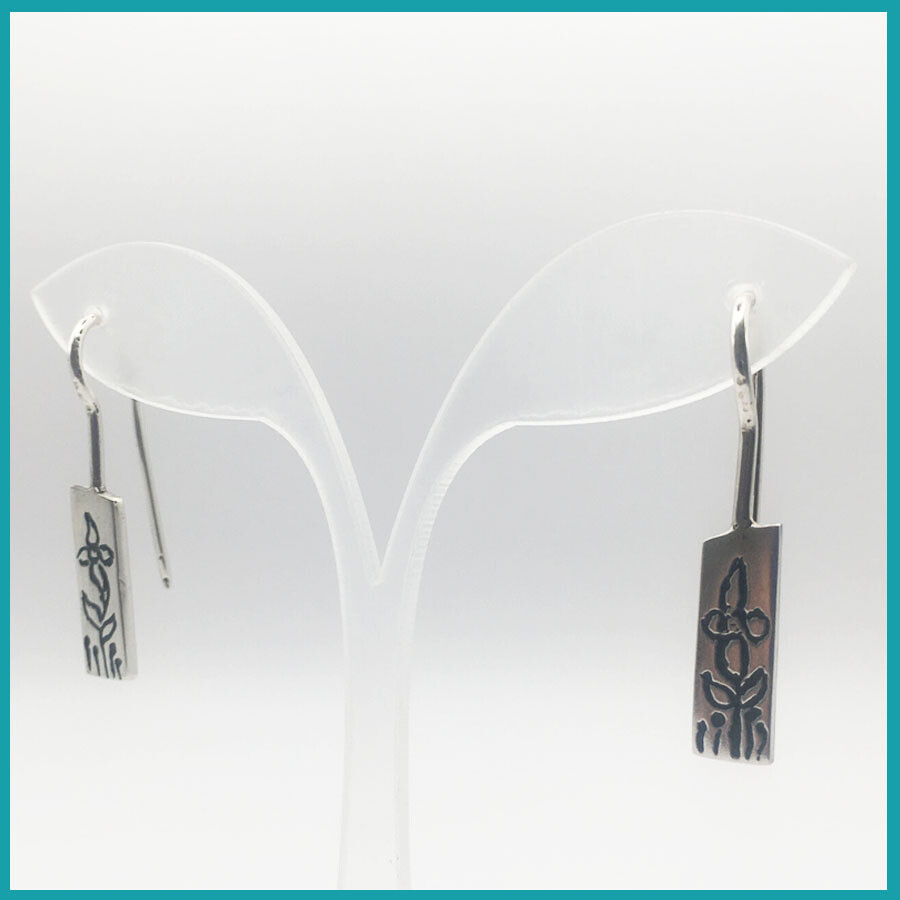 Aretes &quot;Retoño&quot; Plata grabada