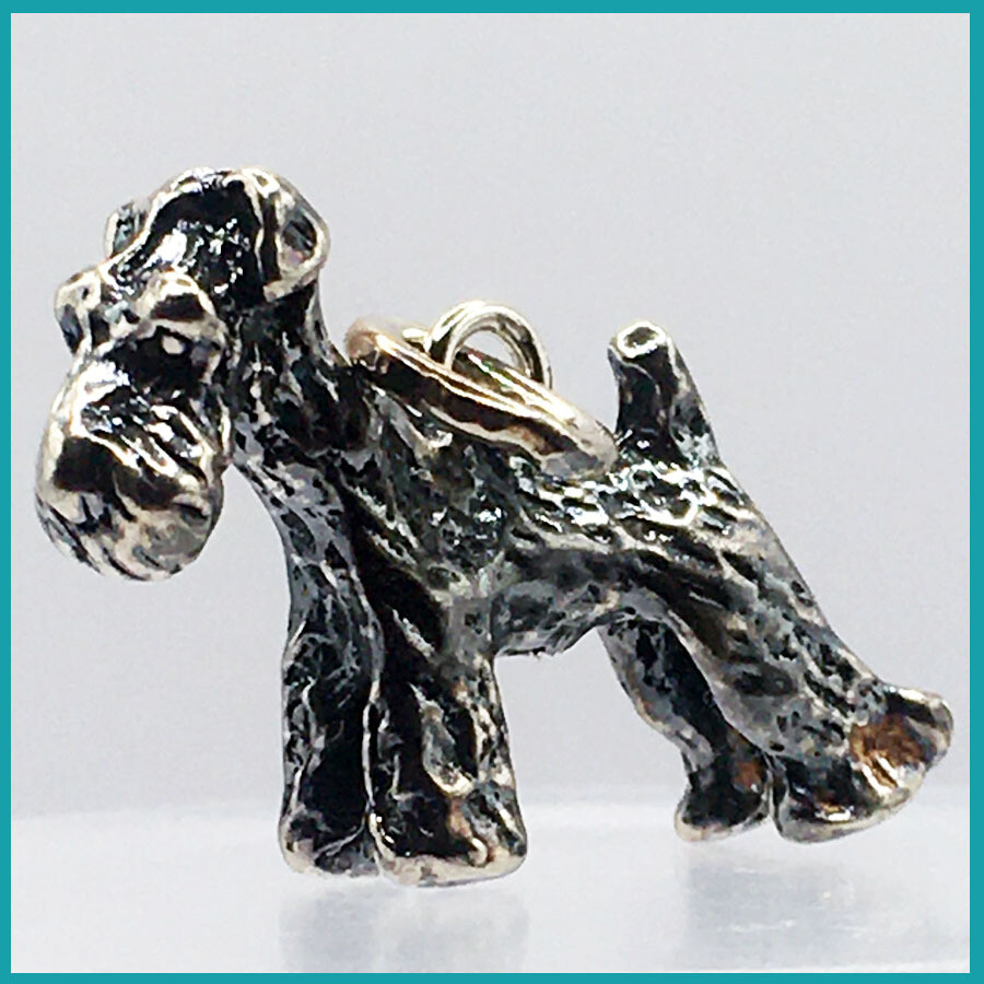 Dije de perrito #Schnauzer Gigante, plata