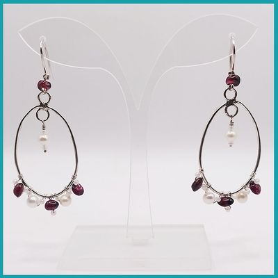 Aretes &quot;Árabe&quot; Perlas y granates