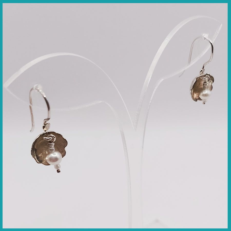 Aretes Flor de Perla plata, 10mm