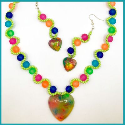 Conjunto Corazón Psico, Brilla en la oscuridad