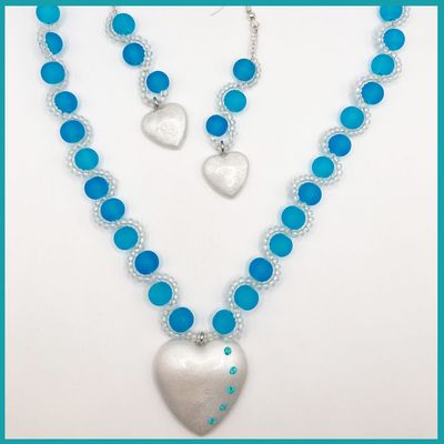 Conjunto Corazón Azul ciuelo bisutería de resina