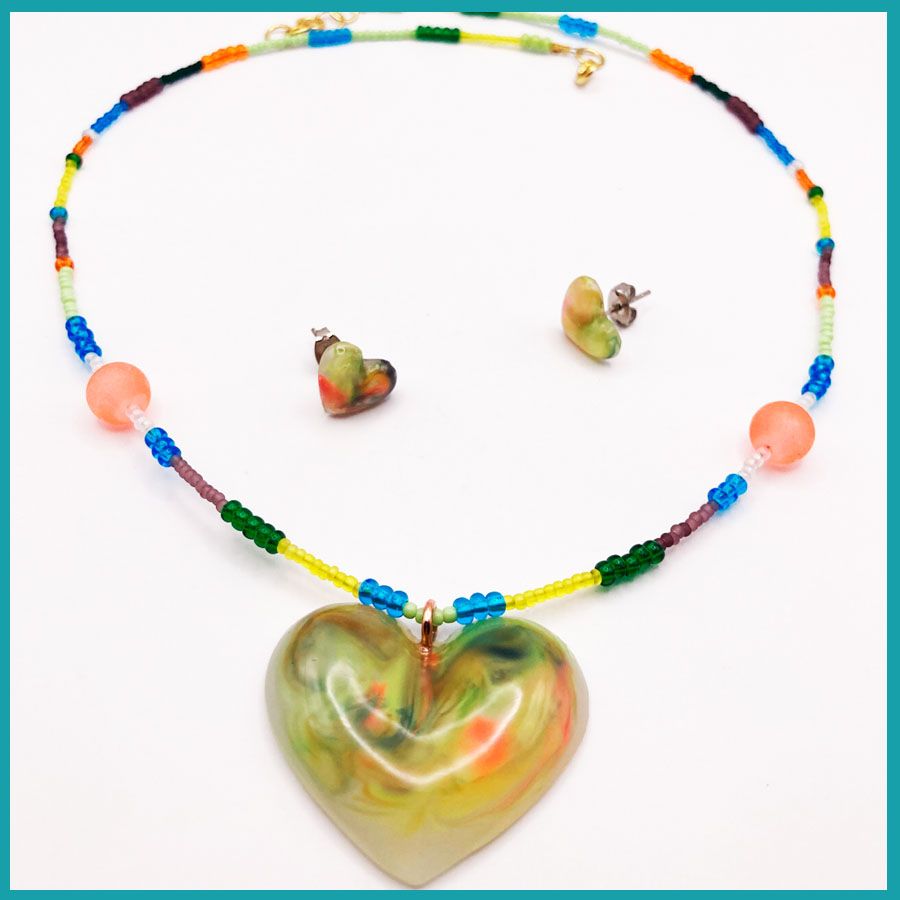 Conjunto Corazón Amarillo, brilla de noche