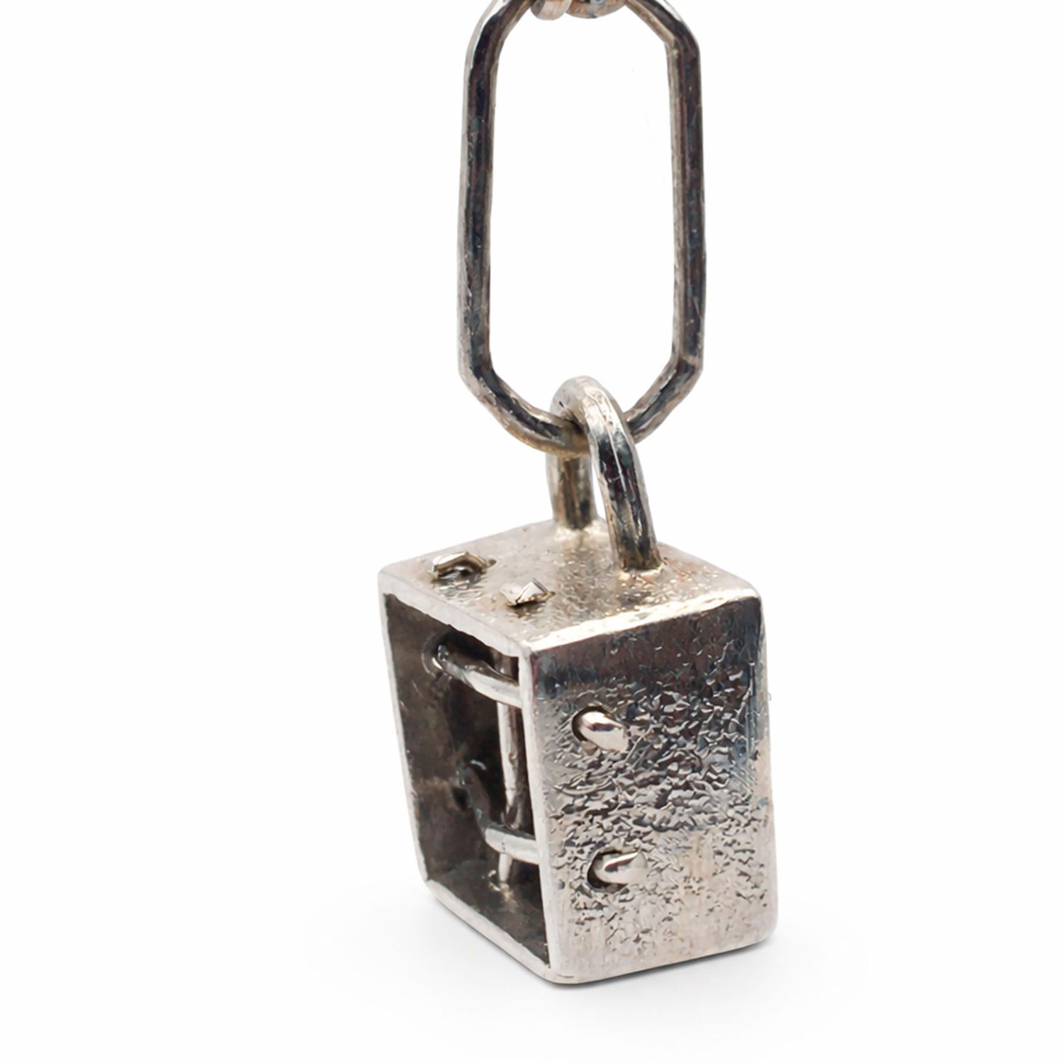 Cadena Cubo Granate