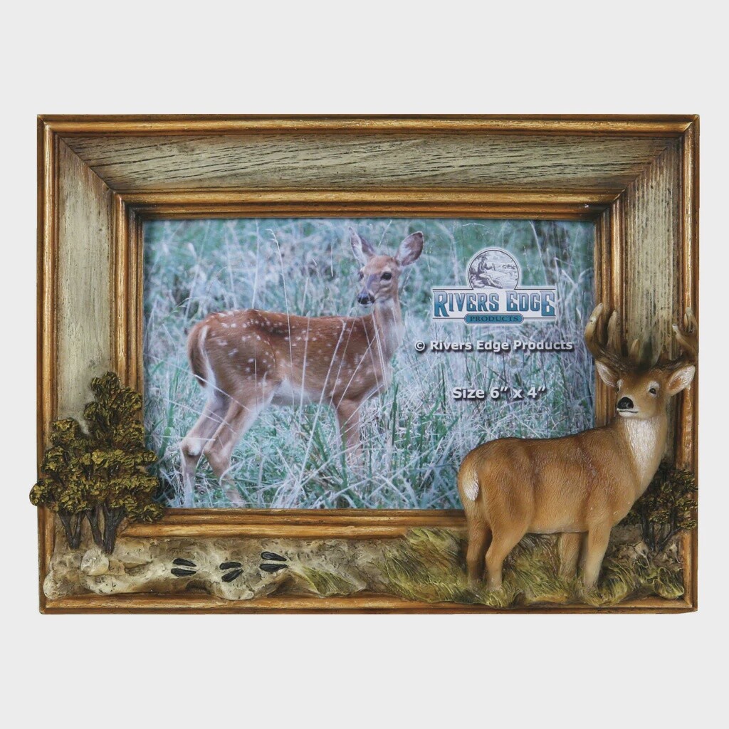 Rivers Edge Deer Picture Frame