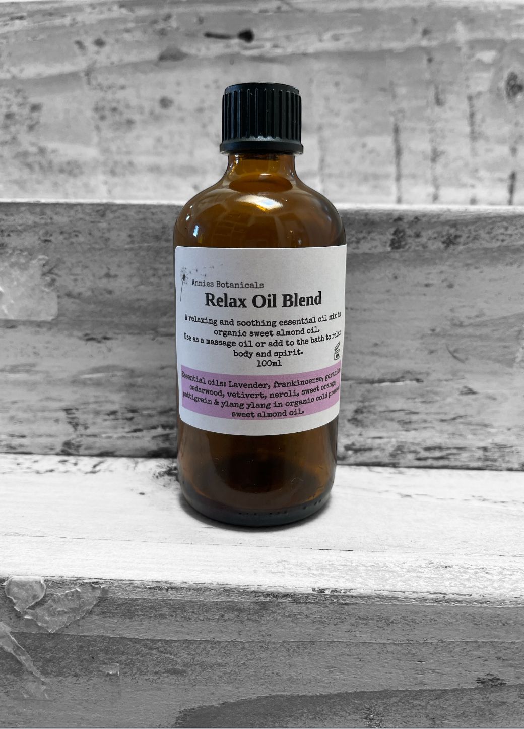 Relax oil blend