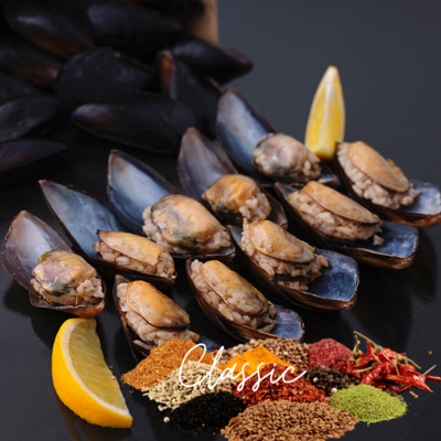 Izmir midye dolma /Turkish stuffed mussels