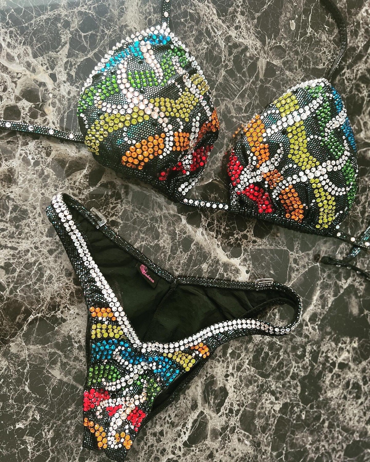 Sahara figure / wp / body fitness bikinit