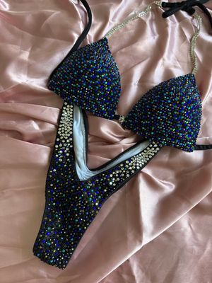 Anestezia bikini fitness bikinit