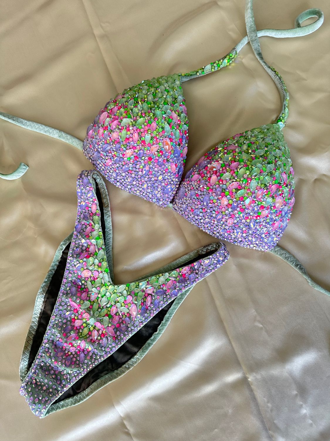 SV bikini/wellness fitness bikinit