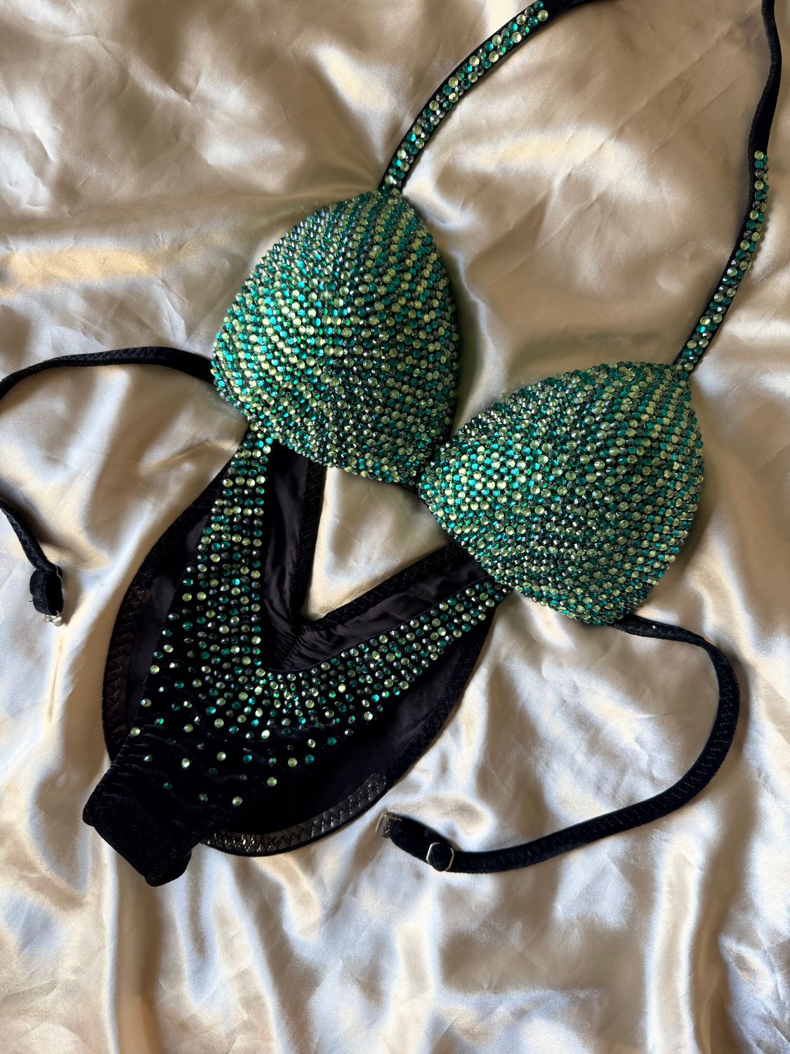 Sv base (self blinged) body fitness bikini