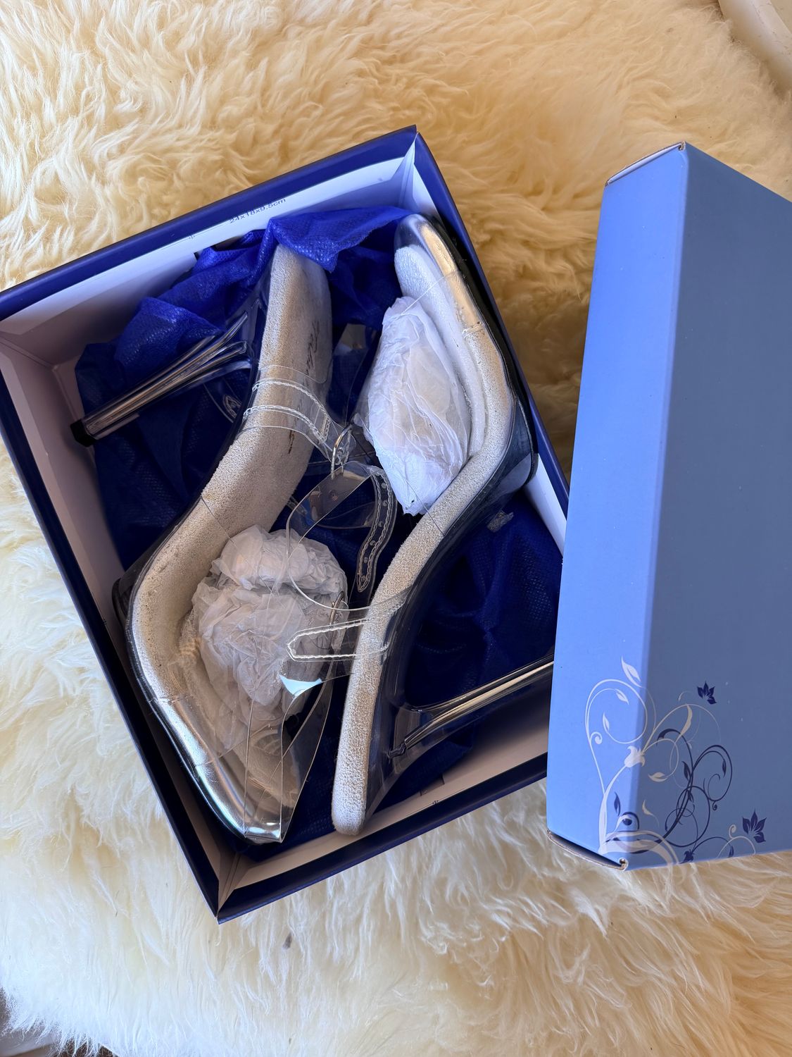 Gala 08 with straps size 40