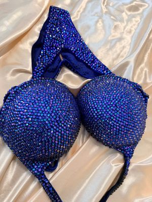 Competite bikini fitness bikini