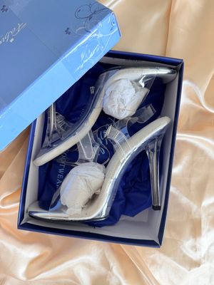 Gala 08 with straps size 38