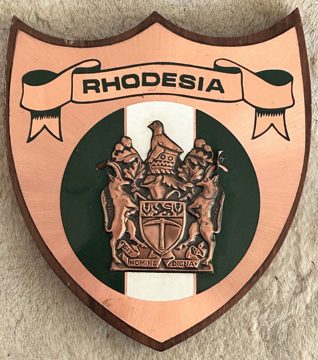 RHODESIA COAT OF ARMS PLAQUE