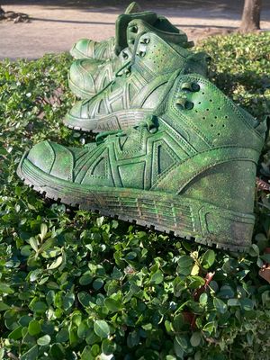 手描きデザインのミリタリーブーツ(サイズ26)