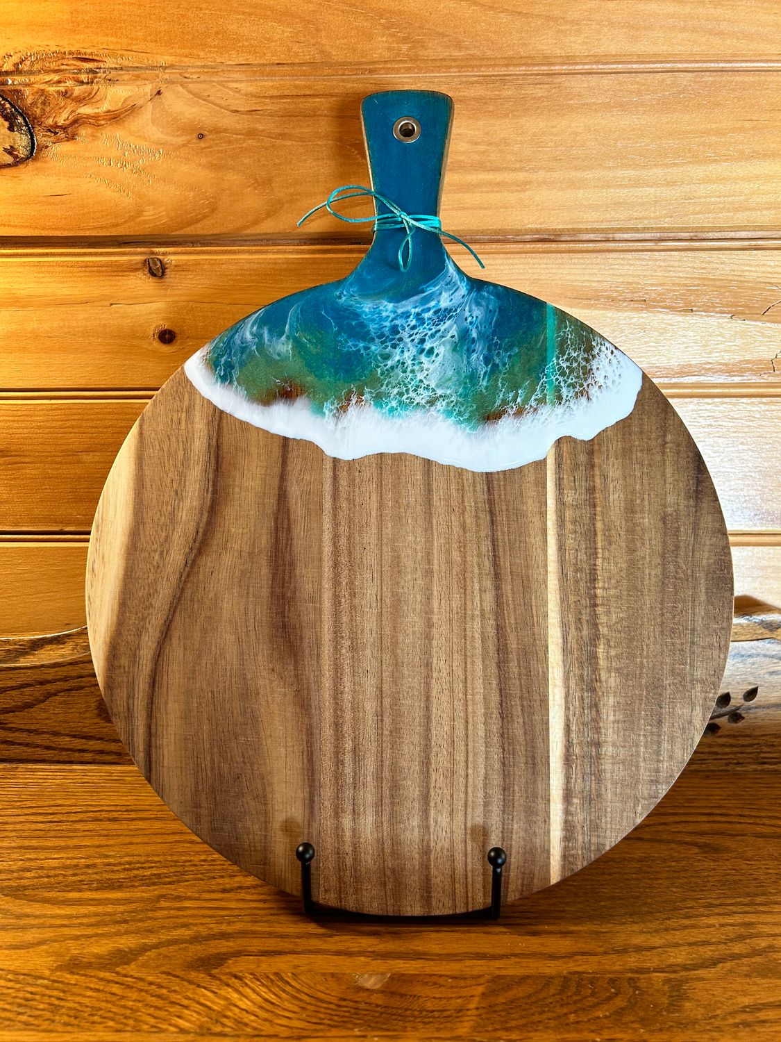 Ocean Wave Round Charcuterie Board
