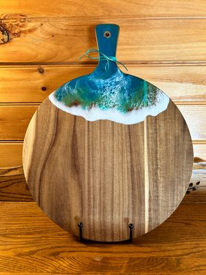 Ocean Wave Round Charcuterie Board
