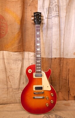 1972 Gibson Les Paul Deluxe Cherry Sunburst