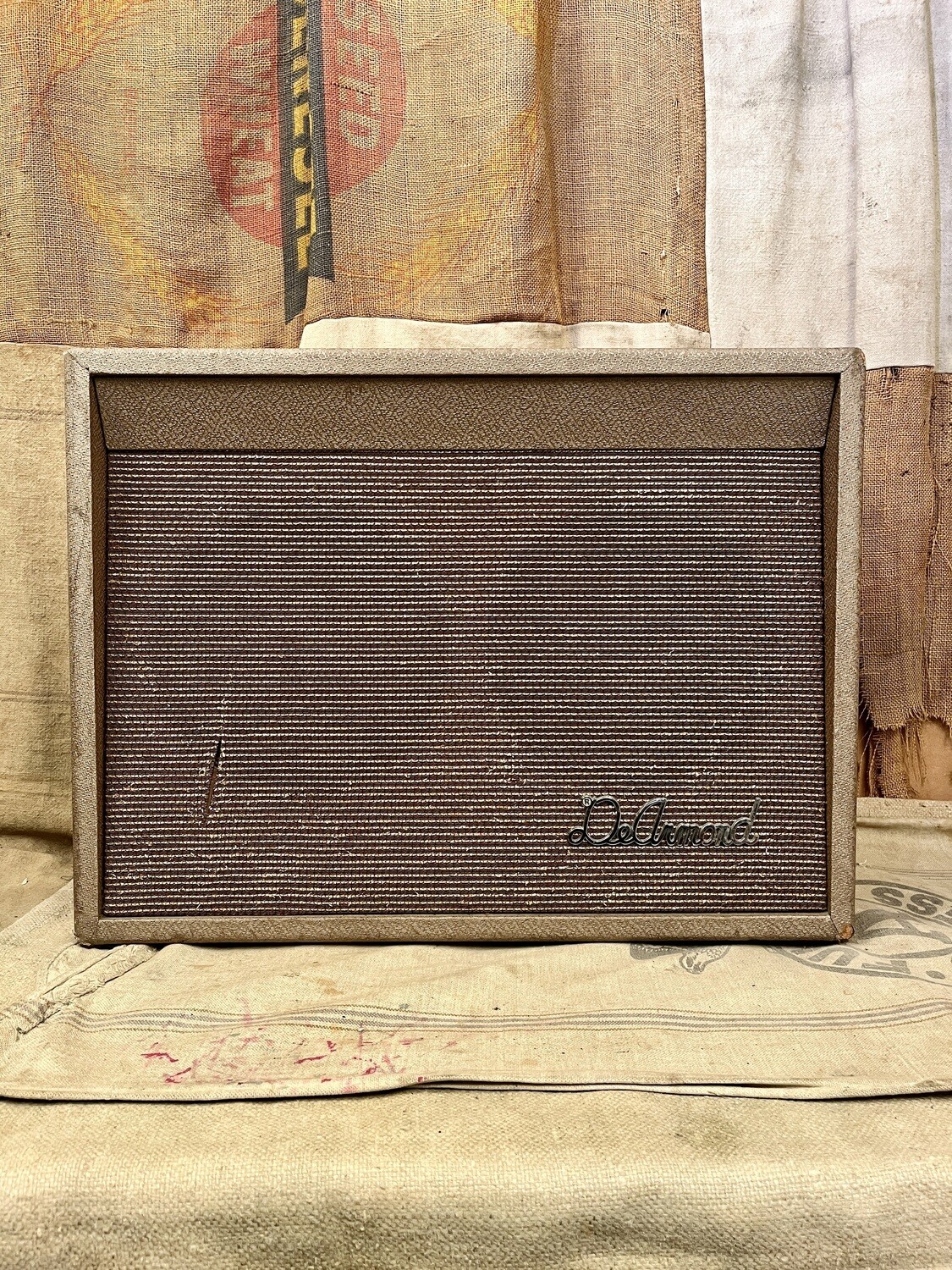 1960 Dearmond R25-T 2x10" Amplifier Brown Tan
