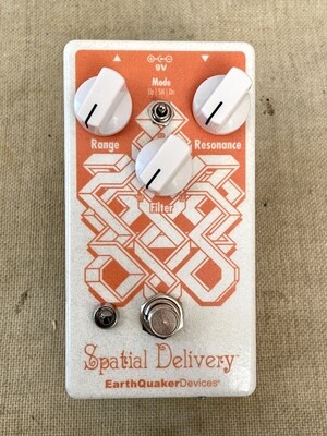 Earthquaker Devices Spatial Delivery  V2