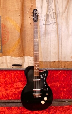1957 Danelectro UB-2 Baritone Guitar Black