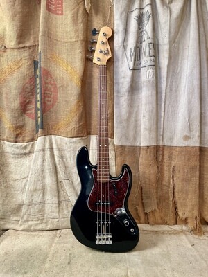 2001 Fender American Vintage '62 Reissue Jazz Bass Black Stack Knob
