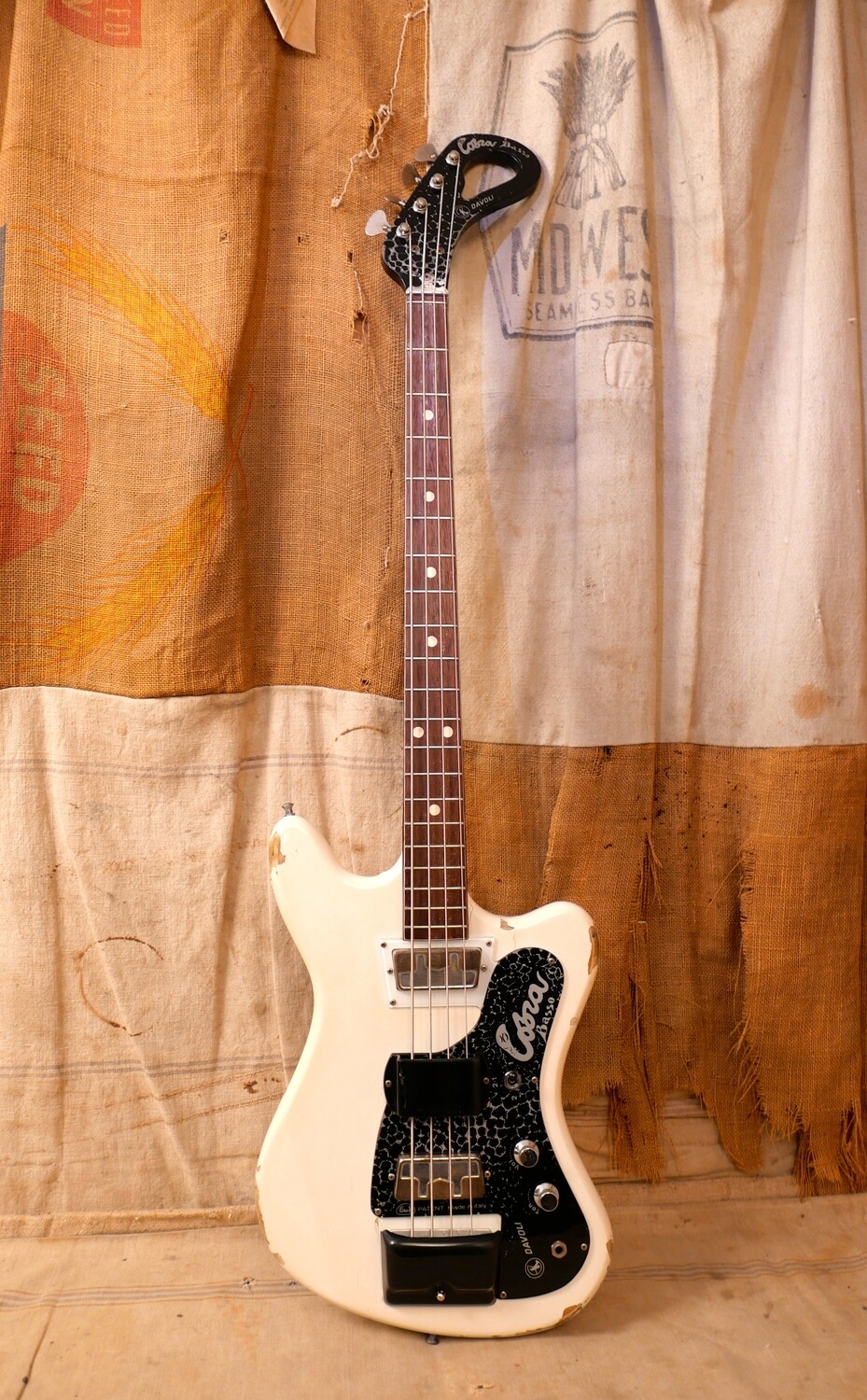 1960's Wandre Cobra Bass White