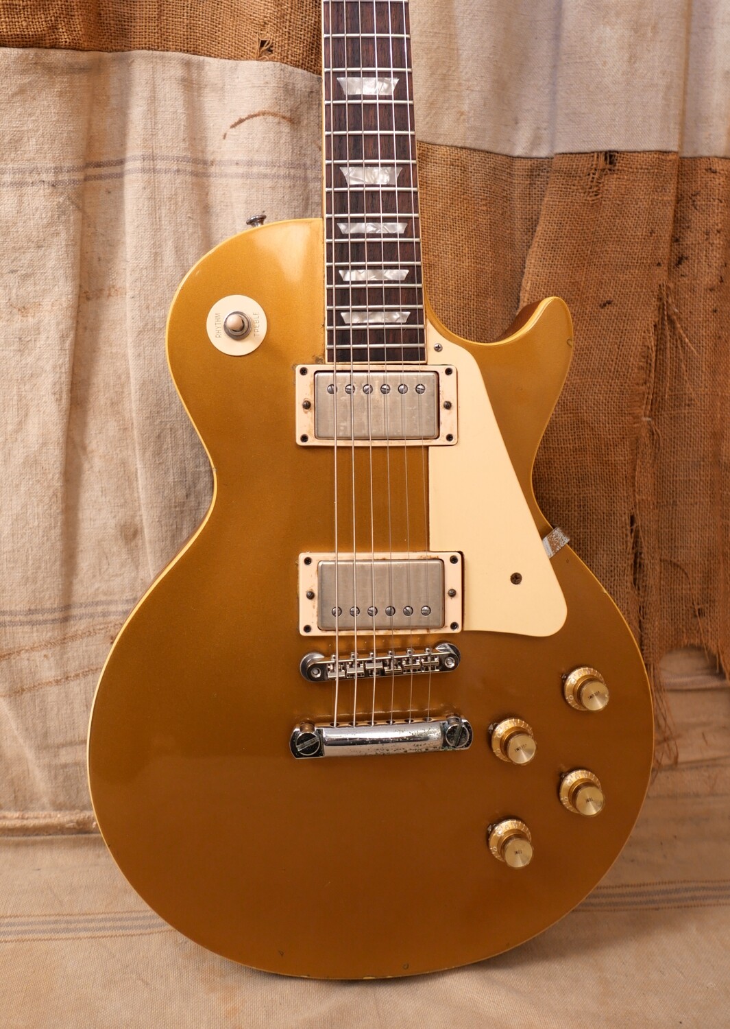 1971 Gibson Les Paul Deluxe Goldtop w/Humbuckers