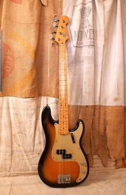 1993 Fender AVRI Precision Bass Sunburst Gold Guard