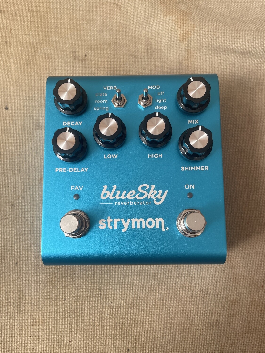 Strymon Blue Sky Reverberator Next Generation V2