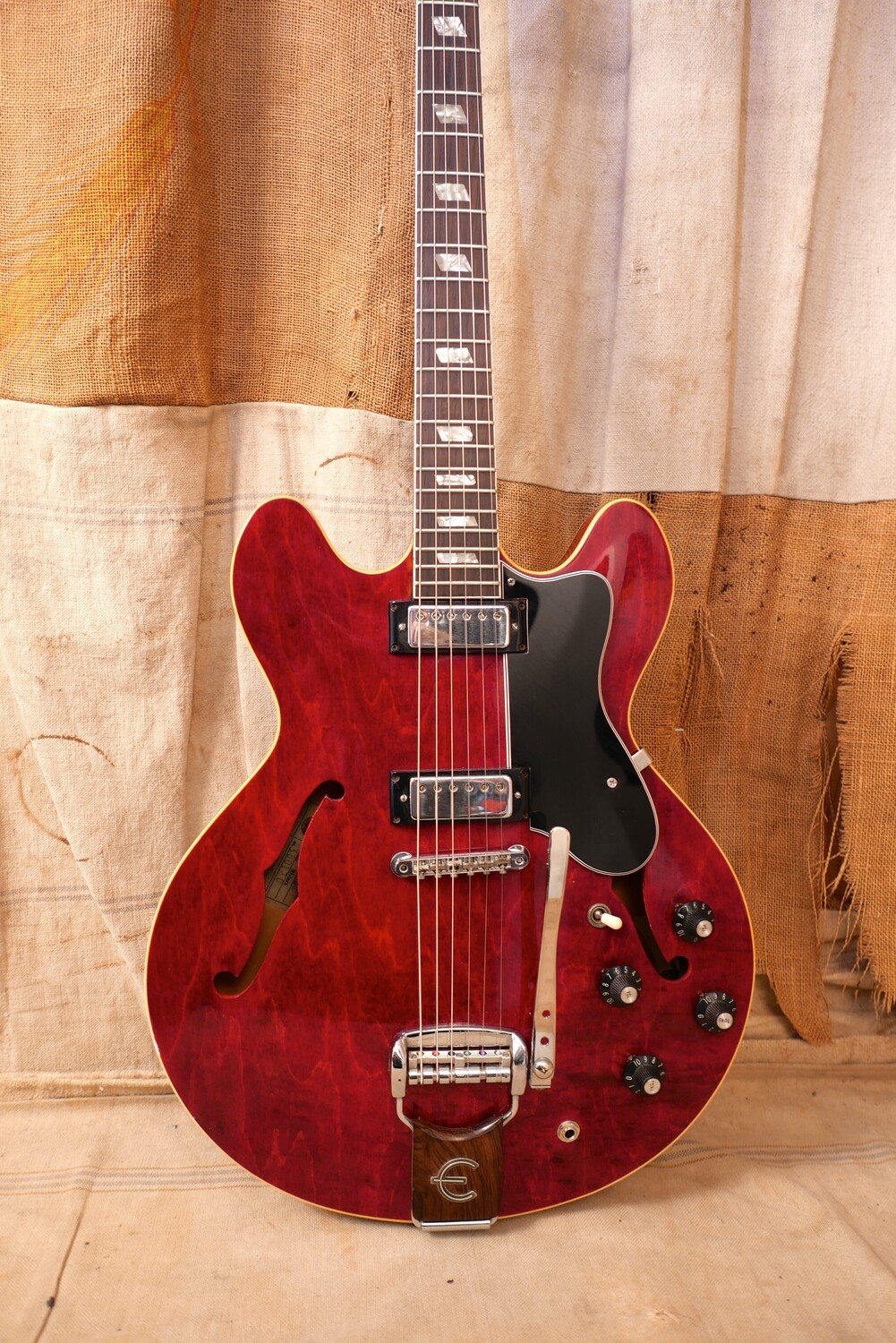 1967 Epiphone Riviera Cherry E360TD