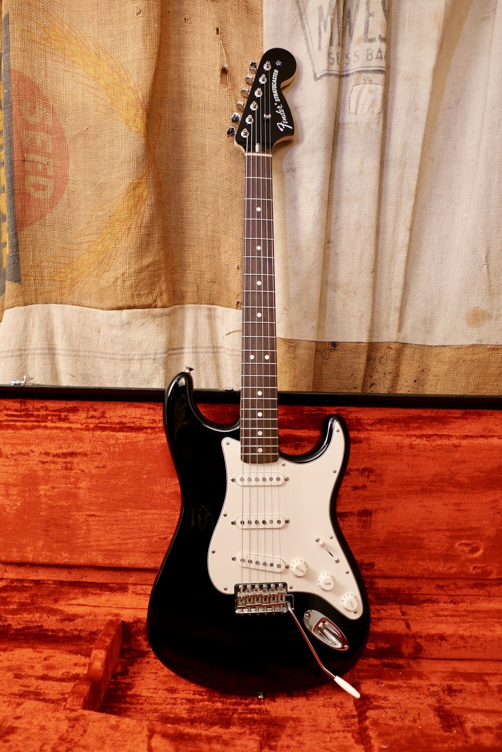 2013 Fender FSR AVRI 70's Stratocaster Black