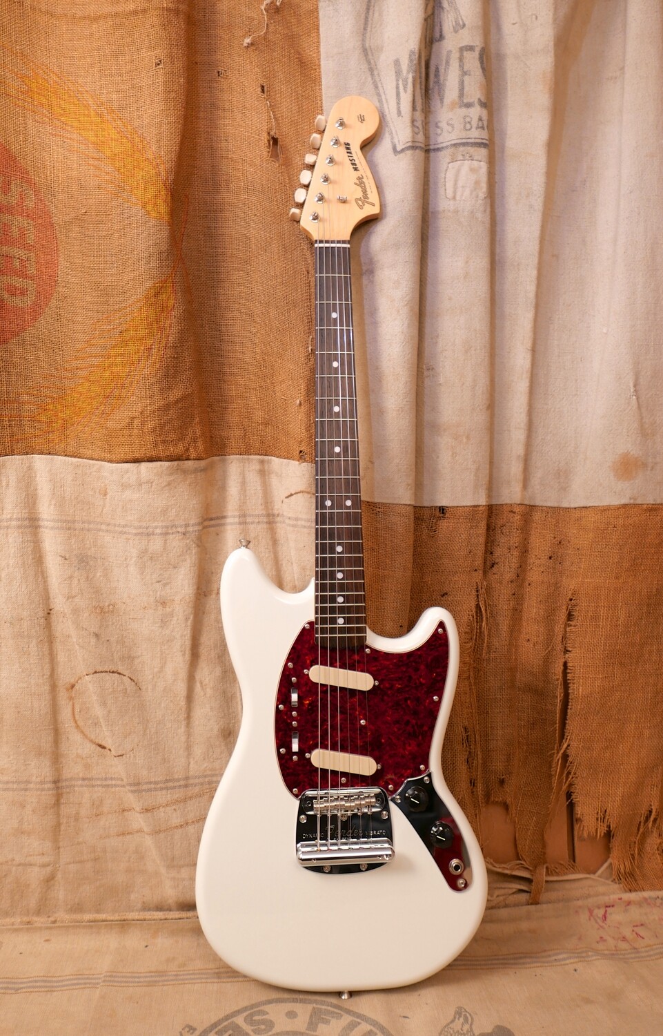 2022 Fender Mustang Traditional 60's MIJ Olympic White