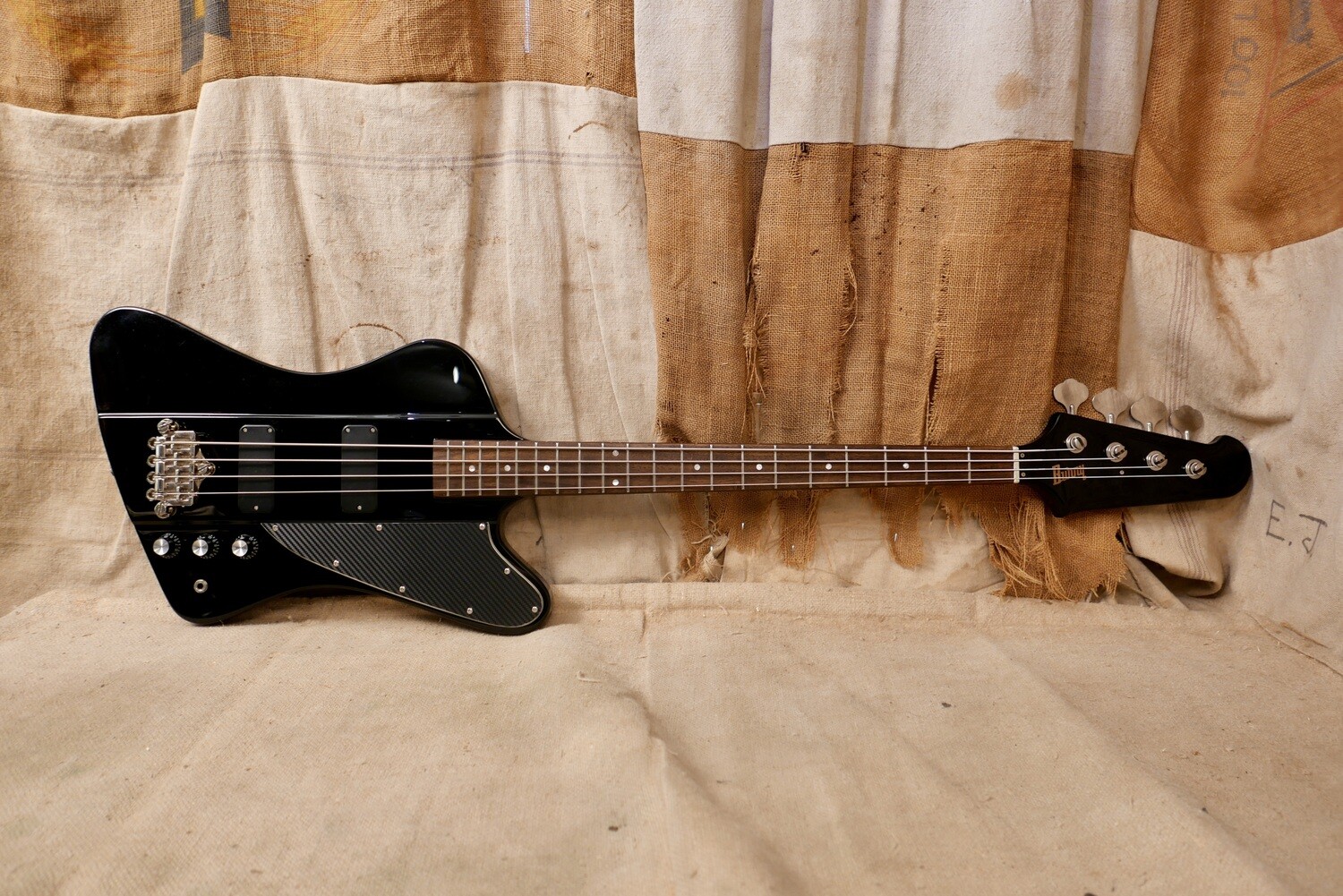 2011 Burny TB-65 Thunderbird Bass Black w/ Black Guard