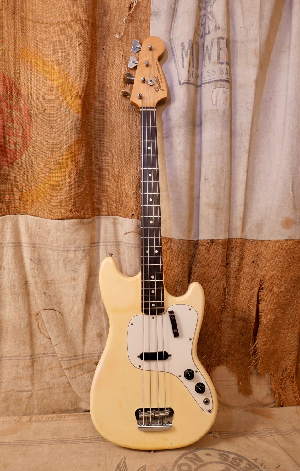 Fender Musicmaster Bass 1973 - White