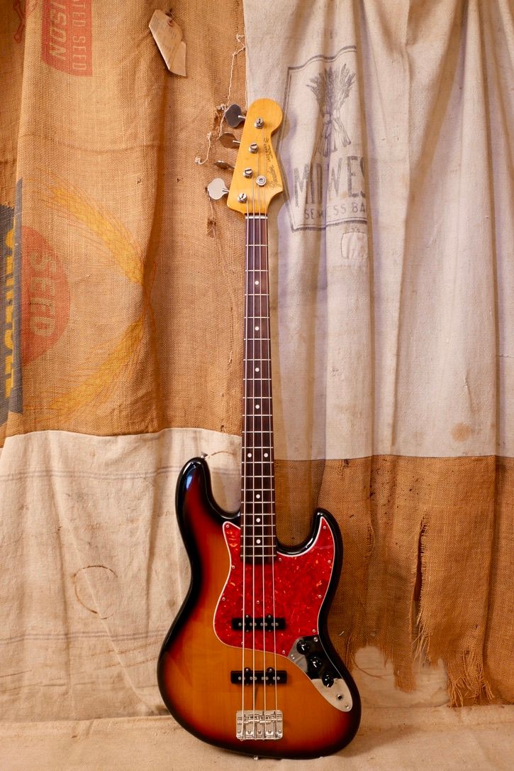 2000 Fender CIJ/MIJ Jazz Bass Sunburst
