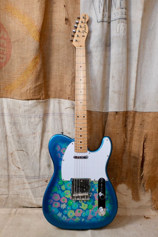 2011 Fender &#39;69 RI Telecaster MIJ Blue Floral