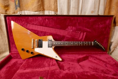2000 Gibson Limited Edition &#39;76 RI Explorer Natural