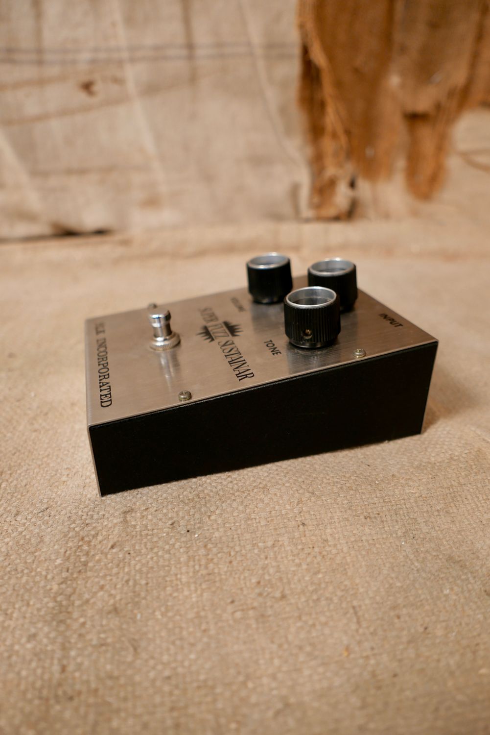 1970's Elk Super Fuzz Sustainar