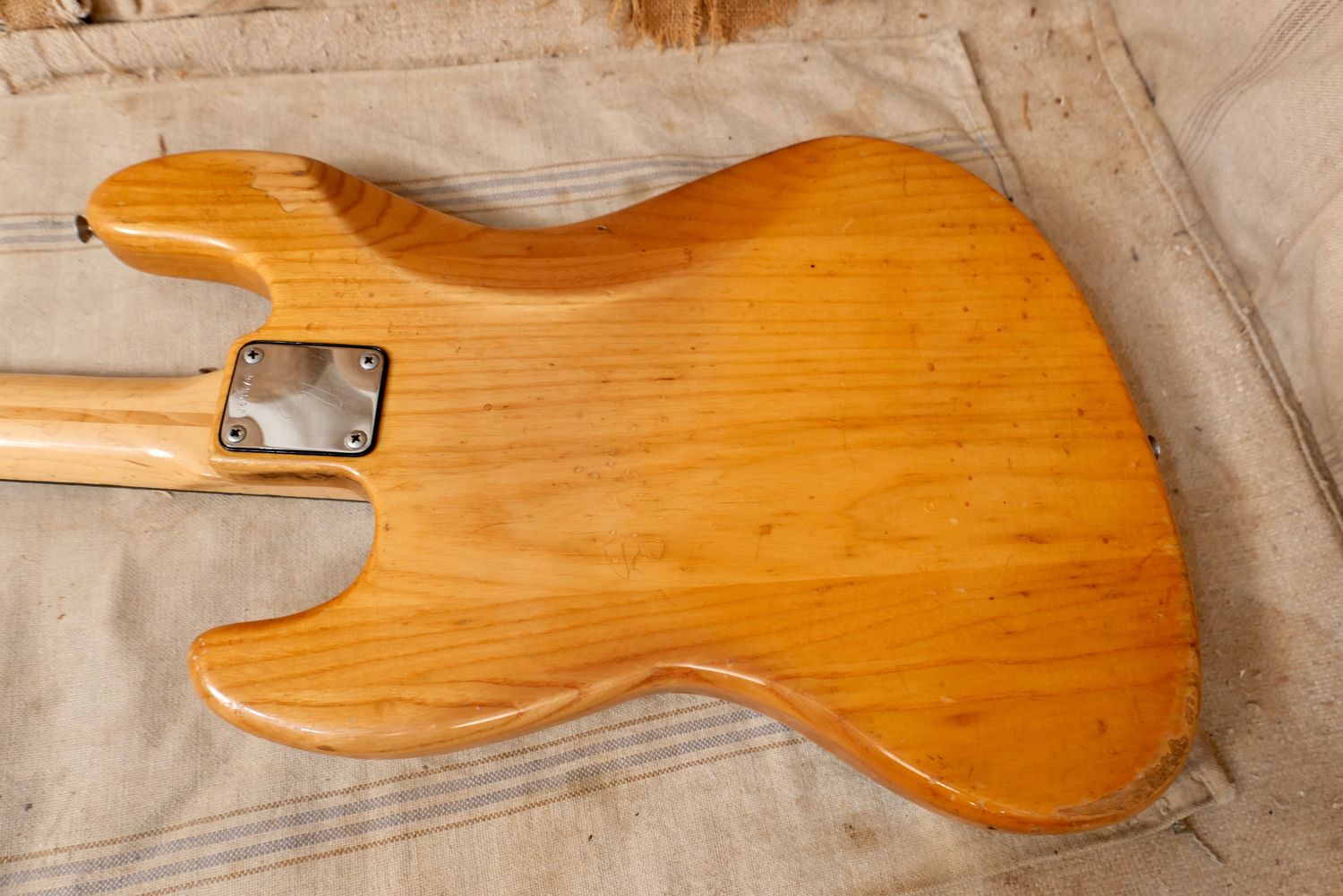 1973 Fender Jazz Bass Natural