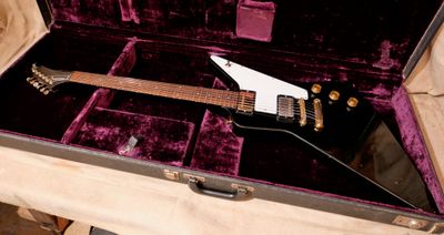 中古★ Gibson EXPLORER ★ブラック Gibson Explorer 1976 Black Made in USA 2000 Solid Body