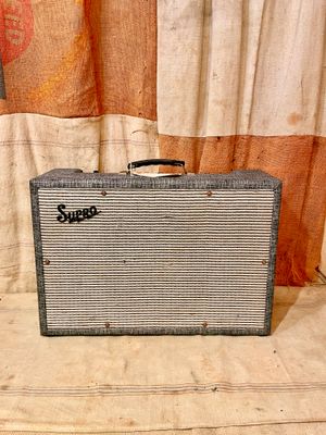 1966 Supro Model 24 Amplifier Gray (c)