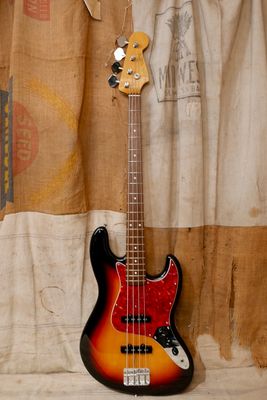 2002 Fender CIJ '62 RI Jazz Bass Sunburst